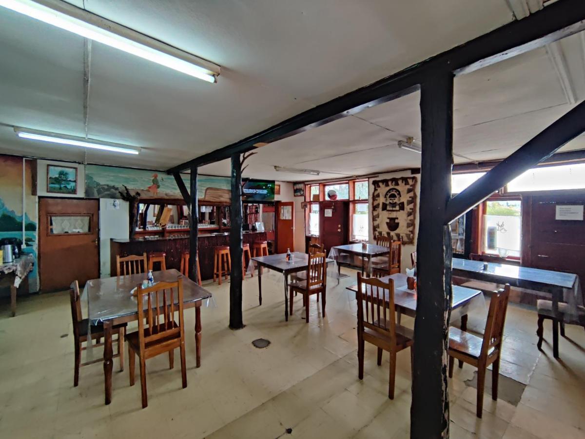 Hosteria Huemules Puerto Guadal Bagian luar foto